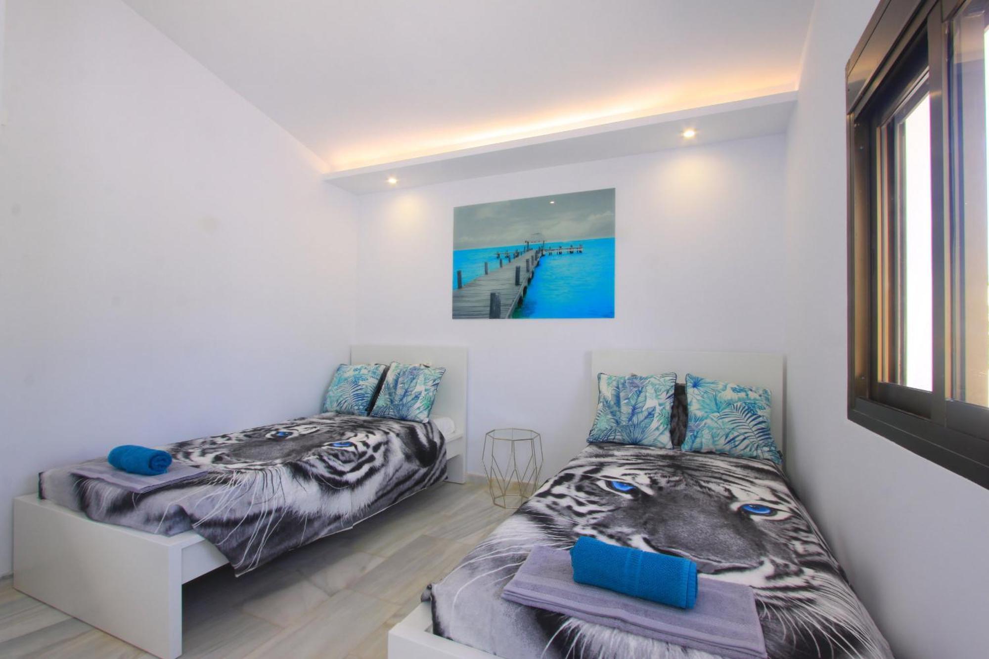 1108 Beachfront 2 Apartments With Roofterrace 80Mtrgt Beach 3 Pools Marbella Kültér fotó